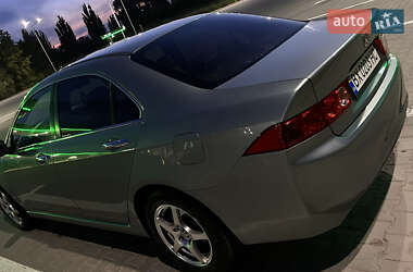 Седан Honda Accord 2004 в 