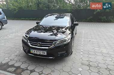 Седан Honda Accord 2013 в Ірпені