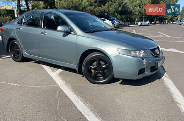 Седан Honda Accord 2003 в 