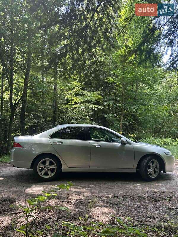 Седан Honda Accord 2006 в Калуше