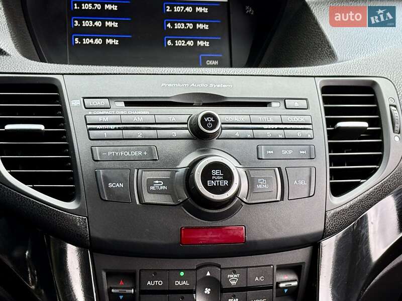 Седан Honda Accord 2010 в Харкові