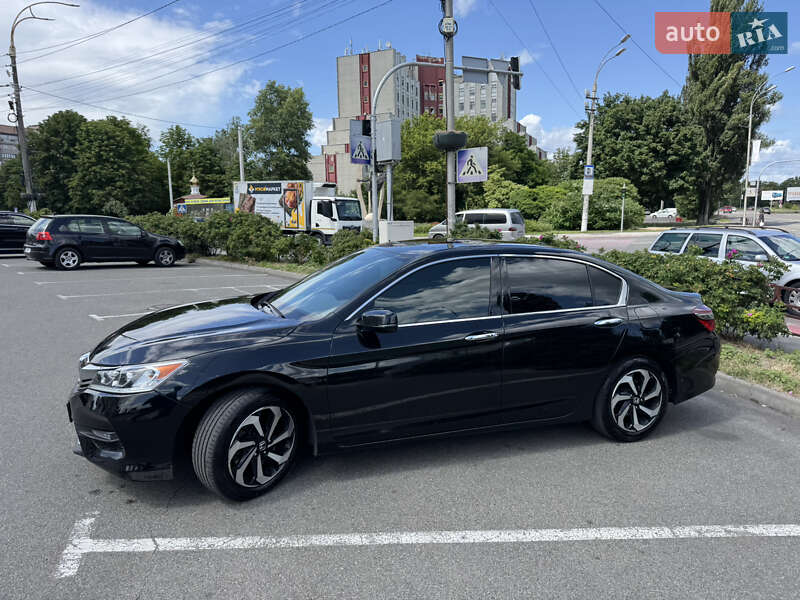 Седан Honda Accord 2016 в Вишгороді