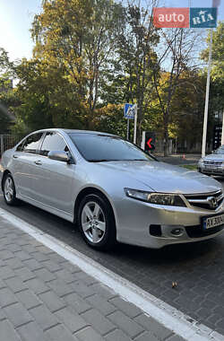 Седан Honda Accord 2006 в Харькове
