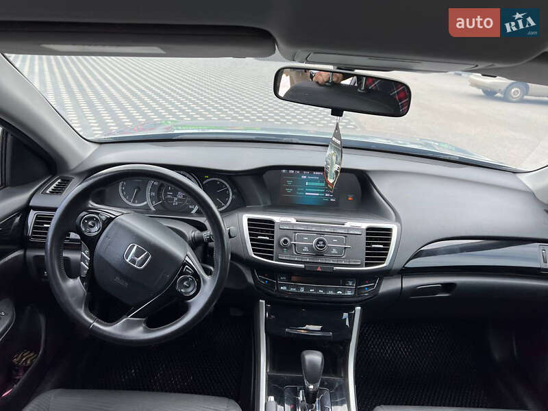 Седан Honda Accord 2017 в Полтаві