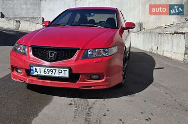 Седан Honda Accord 2004 в Киеве