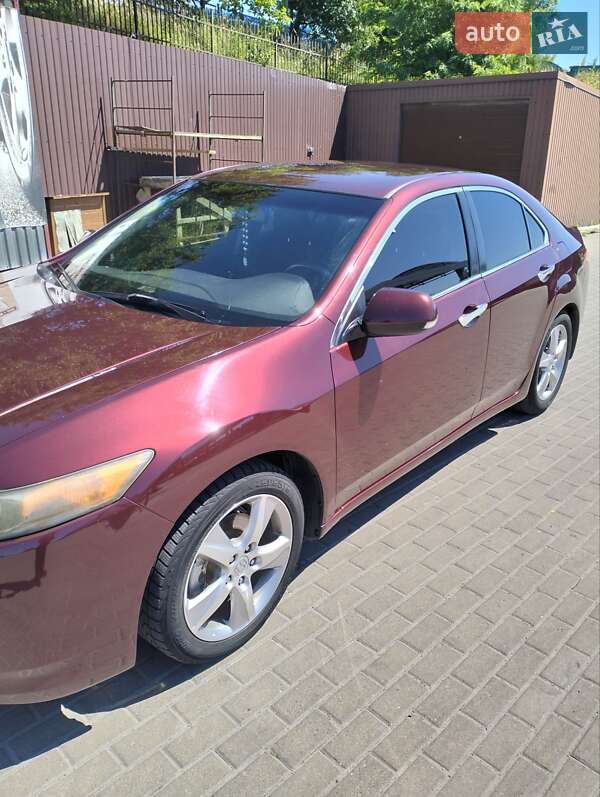 Седан Honda Accord 2010 в Ровно