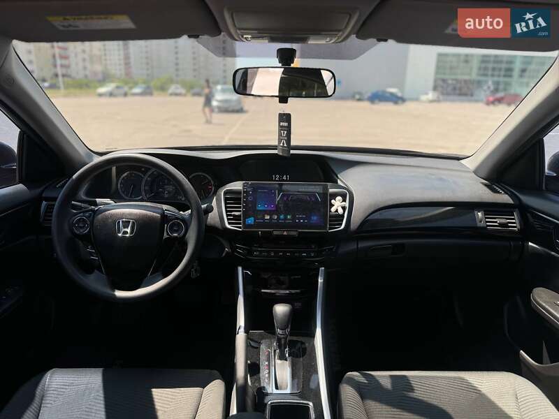 Седан Honda Accord 2017 в Запорожье