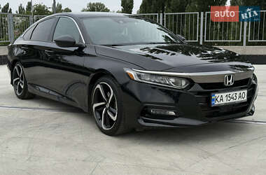 Седан Honda Accord 2018 в 