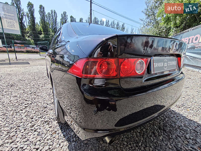 Седан Honda Accord 2006 в Киеве