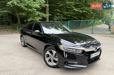 Седан Honda Accord 2018 в Львове