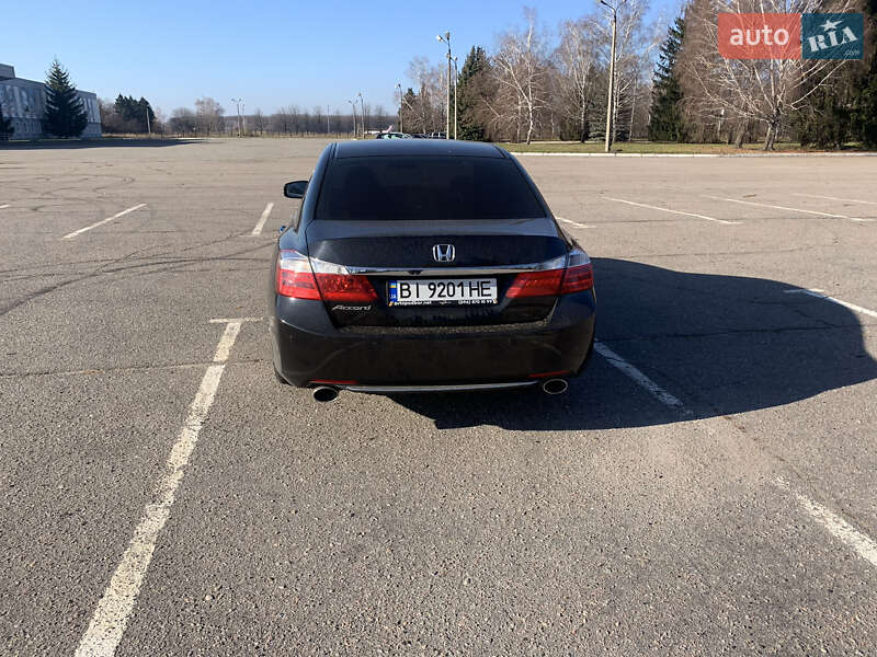 Седан Honda Accord 2013 в Полтаве