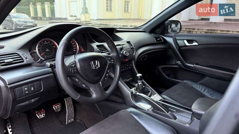 Седан Honda Accord 2012 в Желтых Водах