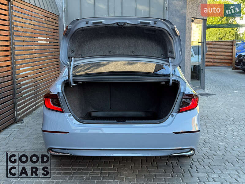Седан Honda Accord 2022 в Одессе