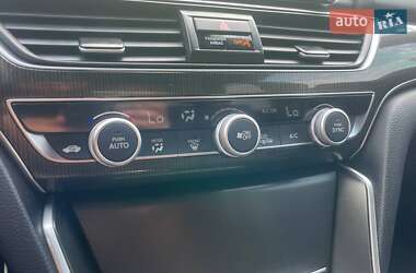 Седан Honda Accord 2022 в 