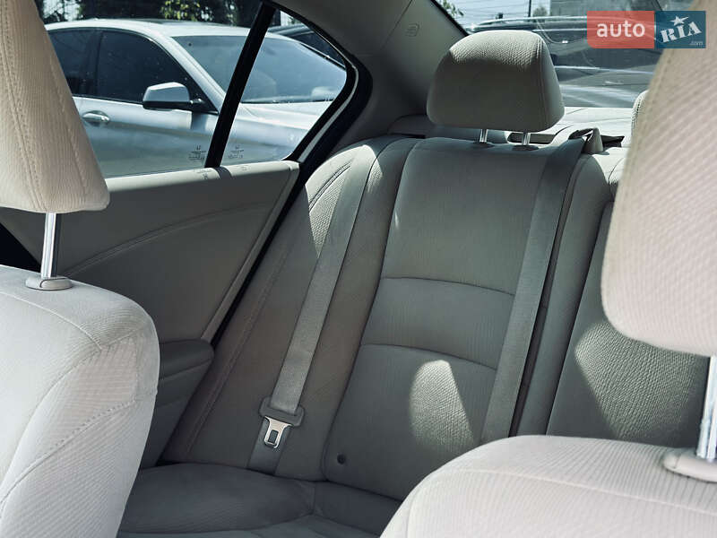 Седан Honda Accord 2015 в Кременчуге