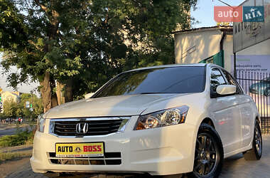 Седан Honda Accord 2012 в 