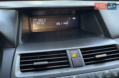 Седан Honda Accord 2012 в 