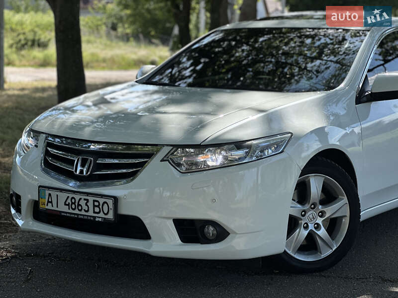 Седан Honda Accord 2012 в Кропивницком
