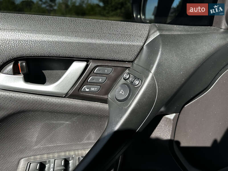 Седан Honda Accord 2012 в Кропивницком