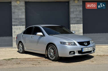 Седан Honda Accord 2004 в 
