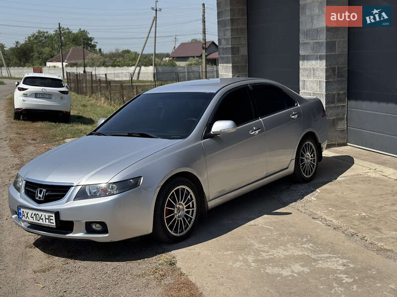 Седан Honda Accord 2004 в Харькове