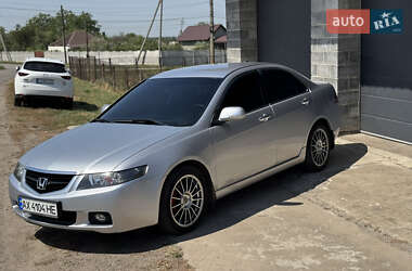 Седан Honda Accord 2004 в 