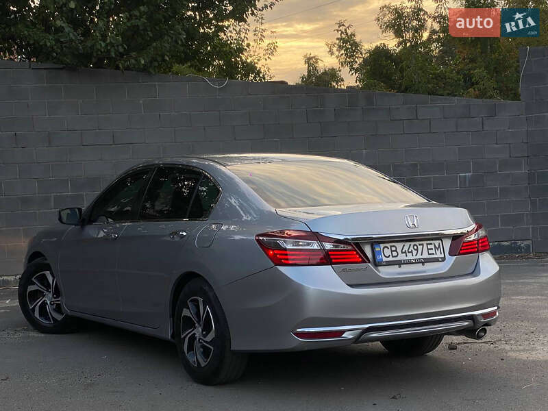 Седан Honda Accord 2017 в Чернигове