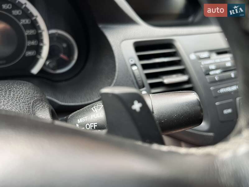 Седан Honda Accord 2012 в Киеве