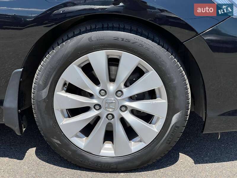 Седан Honda Accord 2013 в Одессе