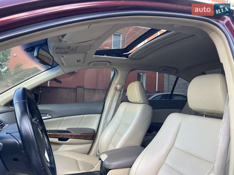 Седан Honda Accord 2008 в Виннице