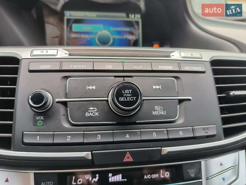 Седан Honda Accord 2014 в Киеве