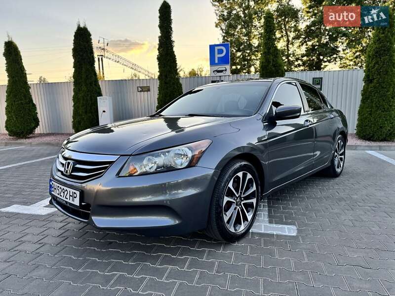 Седан Honda Accord 2011 в Одессе