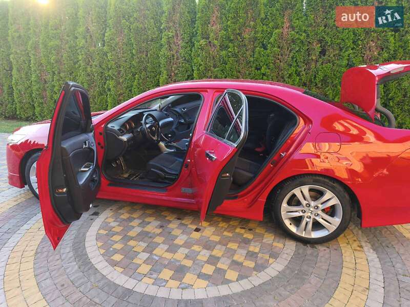 Седан Honda Accord 2010 в Стрию