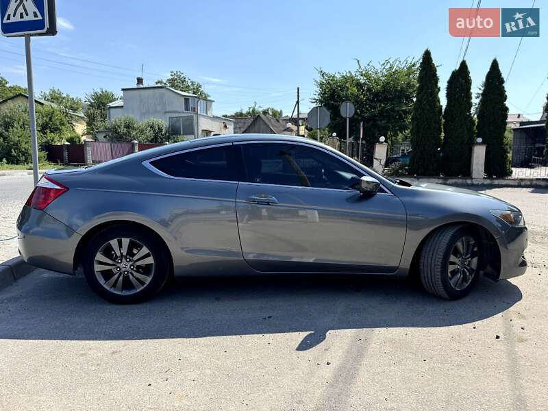 Купе Honda Accord 2008 в Рогатине
