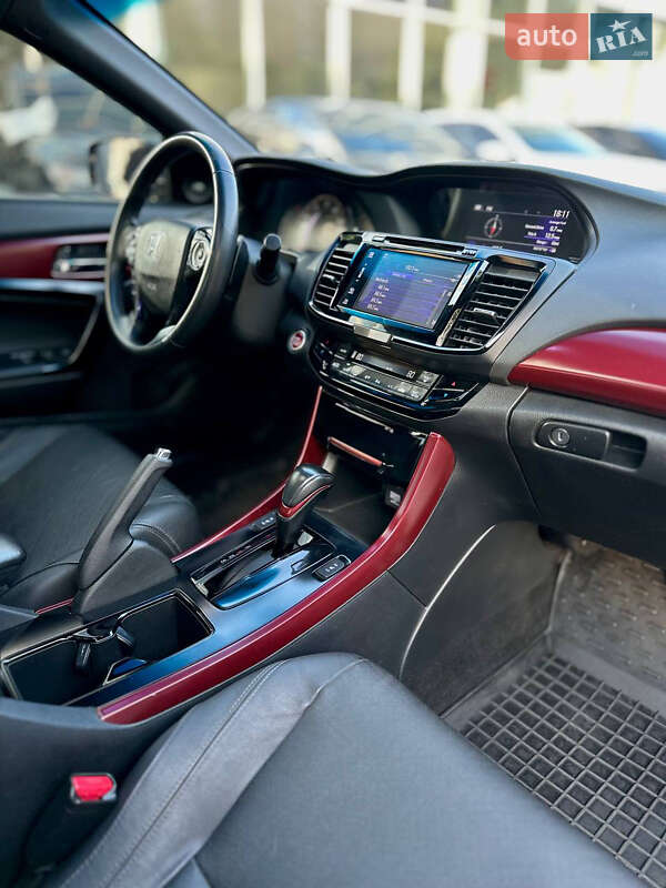 Купе Honda Accord 2016 в Днепре