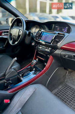 Купе Honda Accord 2016 в 