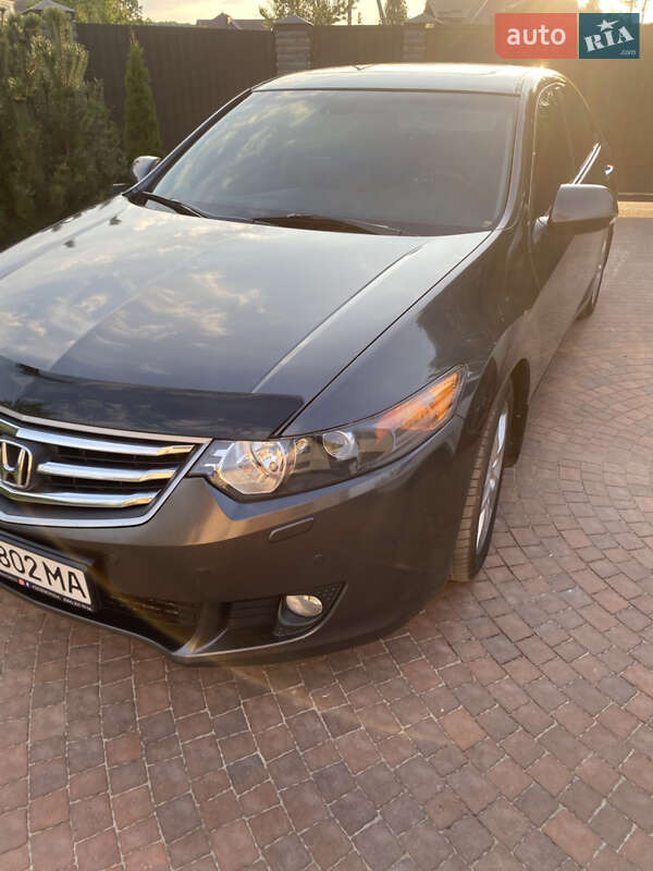 Седан Honda Accord 2008 в Киеве