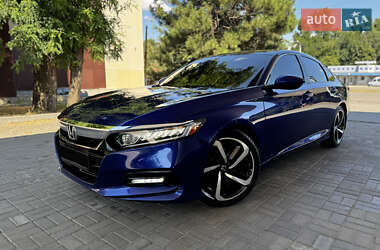 Седан Honda Accord 2018 в Днепре