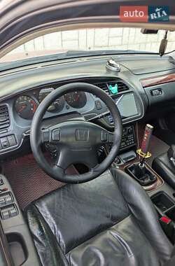 Седан Honda Accord 1999 в 