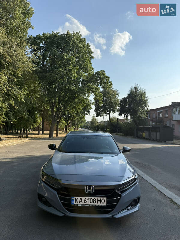 Седан Honda Accord 2022 в Одессе