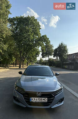 Седан Honda Accord 2022 в 