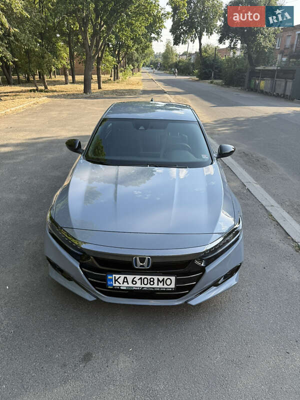 Седан Honda Accord 2022 в Одессе