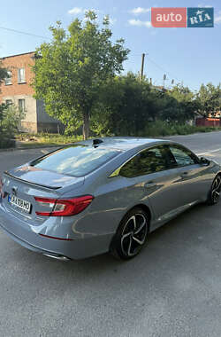 Седан Honda Accord 2022 в 