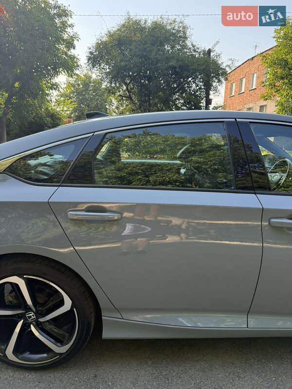 Седан Honda Accord 2022 в Одессе