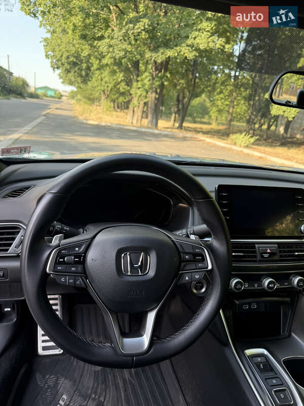 Седан Honda Accord 2022 в Одессе