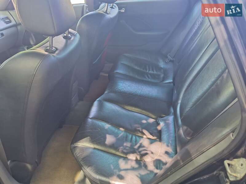 Седан Honda Accord 1994 в Марганце