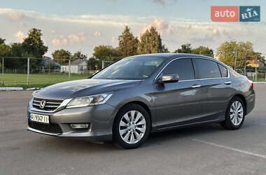 Седан Honda Accord 2014 в 