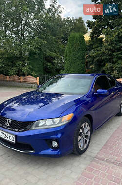 Купе Honda Accord 2012 в Малине