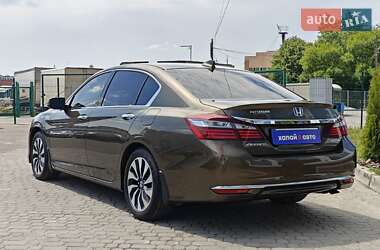 Седан Honda Accord 2016 в 