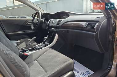 Седан Honda Accord 2016 в 